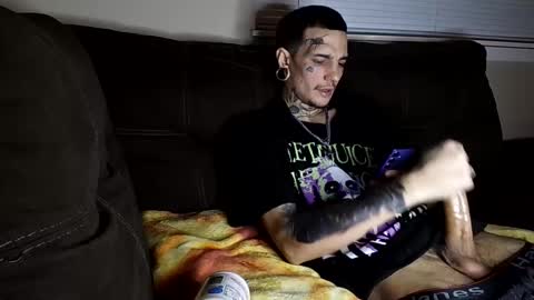 Snapshot of amiri_sweater chatting on 03/12/25, 07:57 amiri_sweater online show from 03/12/25, 07:57