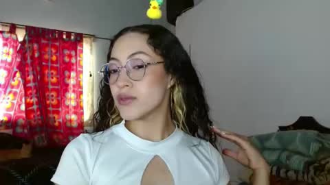 Snapshot of amitlu_ chatting on 12/01/24, 05:13 amitlu_ online show from 12/01/24, 05:13