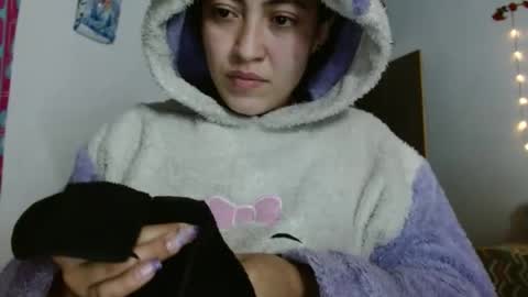 Snapshot of amitlu_ chatting on 01/28/25, 01:18 amitlu_ online show from 01/28/25, 01:18