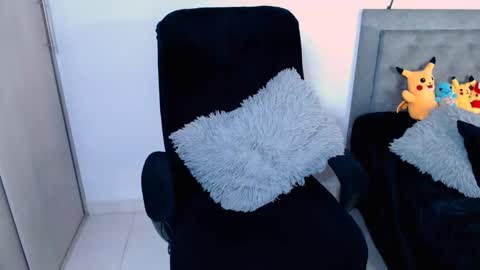 Snapshot of ammanda_ chatting on 03/16/26, 12:06 diana online show from 03/16/26, 12:06