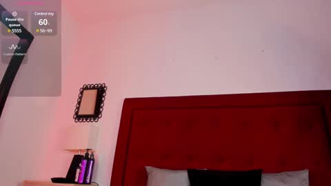 Snapshot of ammbar_foxx chatting on 01/28/25, 12:00 ambar online show from 01/28/25, 12:00