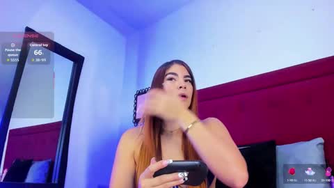 Snapshot of ammbar_foxx chatting on 10/07/25, 11:51 ambar online show from 10/07/25, 11:51