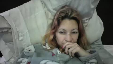 Snapshot of ammber3 chatting on 12/28/24, 11:41 Paula D online show from 12/28/24, 11:41