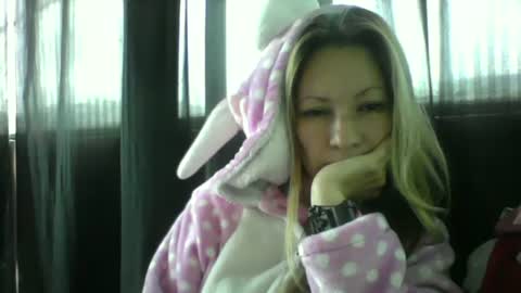 Snapshot of ammber3 chatting on 03/31/26, 11:54 Paula D online show from 03/31/26, 11:54