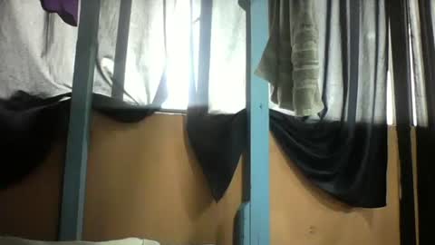 Snapshot of ammber3 chatting on 04/17/26, 11:35 Paula D online show from 04/17/26, 11:35