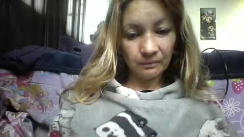 Snapshot of ammber3 chatting on 06/28/26, 11:27 Paula D online show from 06/28/26, 11:27