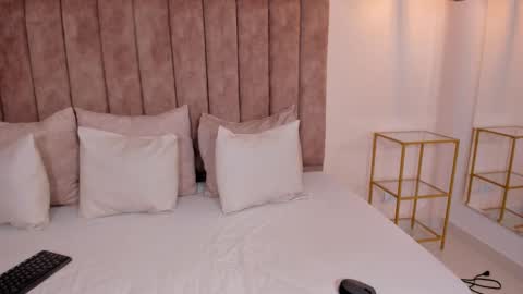 Amber online show from 11/28/25, 05:37