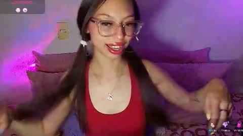 Snapshot of ammeliejoy chatting on 07/30/26, 01:37 Ammelie online show from 07/30/26, 01:37