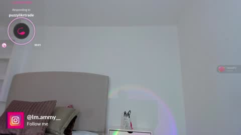 Snapshot of ammy_brown_ chatting on 01/17/25, 10:23 AMMY online show from 01/17/25, 10:23