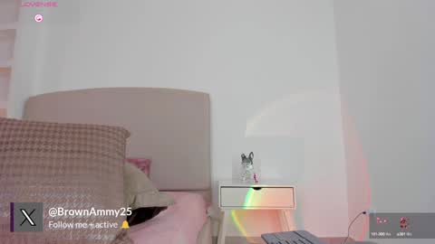 Snapshot of ammy_brown_ chatting on 01/19/25, 12:49 AMMY online show from 01/19/25, 12:49