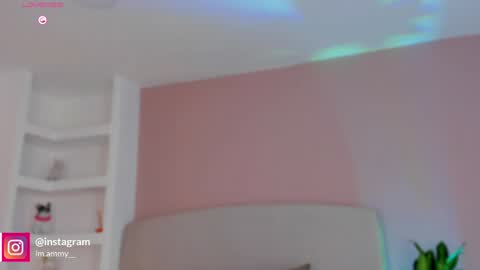 Snapshot of ammy_brown_ chatting on 04/20/26, 07:37 AMMY online show from 04/20/26, 07:37