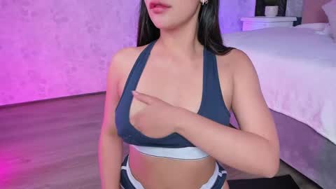 Snapshot of ammy_c chatting on 04/13/26, 11:54 Amy online show from 04/13/26, 11:54