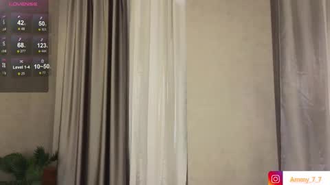 Snapshot of ammy_cumwme chatting on 10/03/25, 03:25 Ammy dont forget to thumbs up me online show from 10/03/25, 03:25