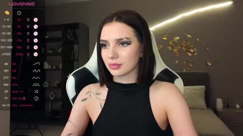 Snapshot of ammy_cumwme chatting on 11/10/25, 09:19 Ammy dont forget to thumbs up me online show from 11/10/25, 09:19