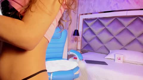 ammy durand online show from 01/09/25, 07:29