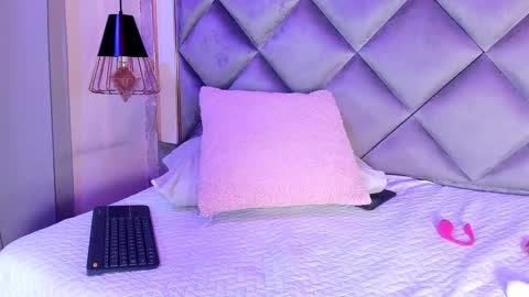 ammy durand online show from 02/01/25, 10:23