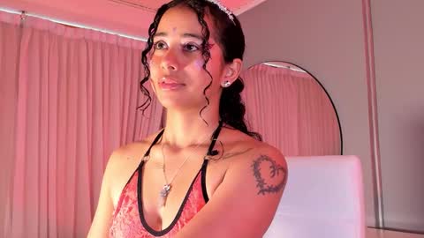 Snapshot of ammy_nova chatting on 10/20/25, 08:09 Ammy Nova online show from 10/20/25, 08:09