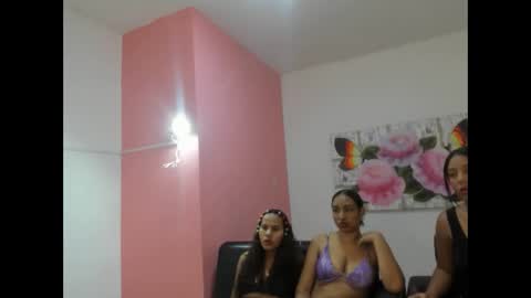 Snapshot of amngelick chatting on 09/14/25, 09:14 amngelick online show from 09/14/25, 09:14