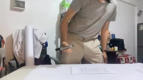 amo_s online show from 10/28/25, 12:58