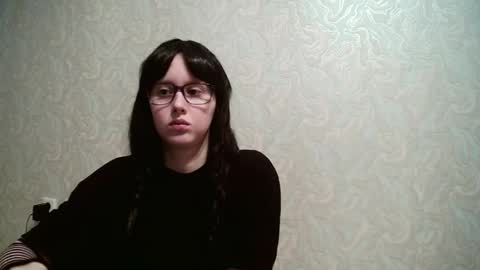 Amomira online show from 12/14/25, 08:30