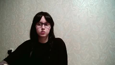 Snapshot of amomira_honeyx chatting on 11/10/25, 01:21 Amomira honeyx online show from 11/10/25, 01:21