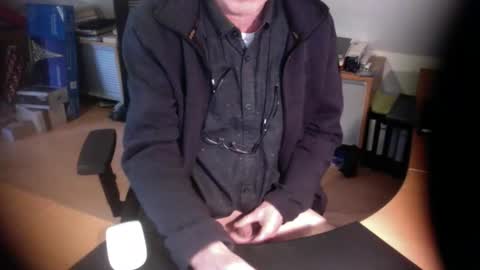 Amor2200 online show from 12/15/25, 09:02