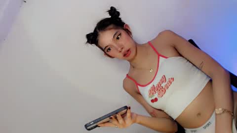 Belle Tylor online show from 01/25/25, 06:45