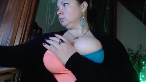 Snapshot of amorelara chatting on 01/11/25, 08:00 amorelara online show from 01/11/25, 08:00