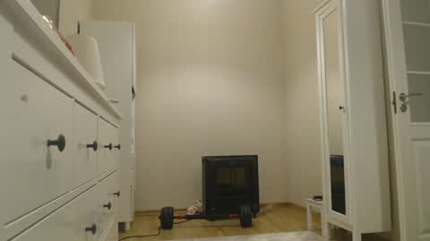 miss unforgettable online show from 12/27/24, 04:21