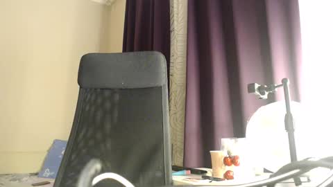 miss unforgettable online show from 12/30/24, 06:05