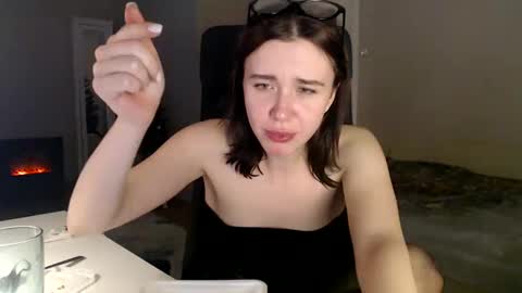 miss unforgettable online show from 12/30/24, 09:08