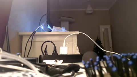 miss unforgettable online show from 12/31/24, 06:24