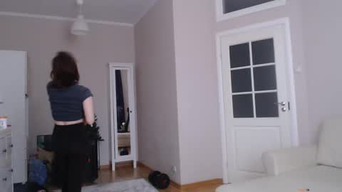 miss unforgettable online show from 02/13/25, 06:52