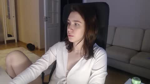 miss unforgettable online show from 02/14/25, 10:38