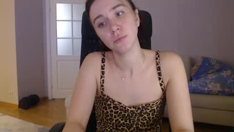 miss unforgettable online show from 02/18/25, 04:16