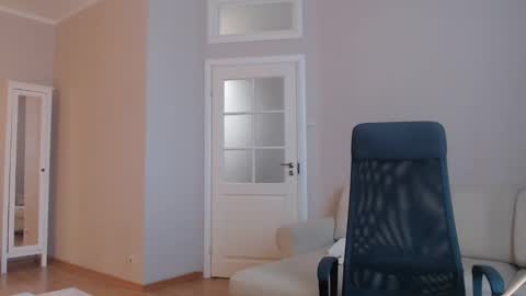 miss unforgettable online show from 02/24/25, 08:38