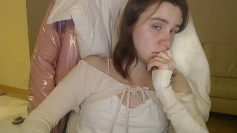 miss unforgettable online show from 02/25/25, 07:14