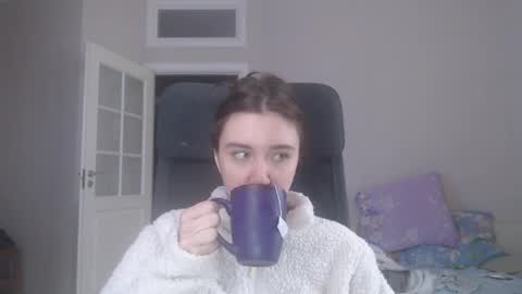 miss unforgettable online show from 03/25/26, 11:16