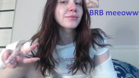 Snapshot of amoremeoww chatting on 05/03/26, 01:44 miss unforgettable online show from 05/03/26, 01:44