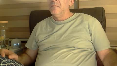 Snapshot of amorlin chatting on 03/16/26, 06:12 AmorLin online show from 03/16/26, 06:12