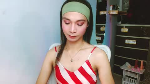 Tina online show from 10/17/25, 06:32