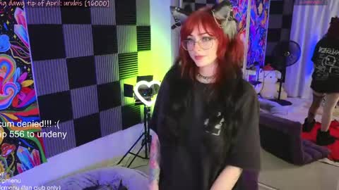 Snapshot of amphetameme chatting on 04/18/26, 02:15 sierra online show from 04/18/26, 02:15