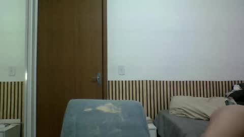 Snapshot of amputeeluna chatting on 04/29/26, 01:53 amputeeluna online show from 04/29/26, 01:53