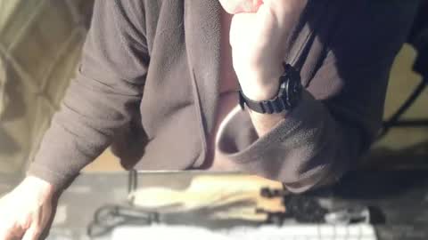 amslave4f online show from 09/12/25, 07:30