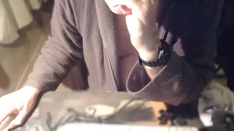 amslave4f online show from 11/05/25, 08:03