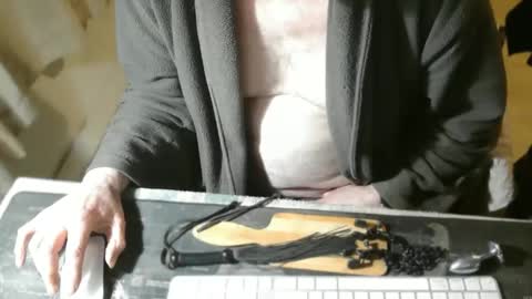 Snapshot of amslave4f chatting on 03/16/26, 11:53 amslave4f online show from 03/16/26, 11:53