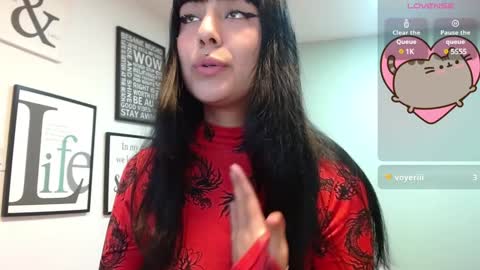 Snapshot of amy__adams1 chatting on 01/17/25, 05:11 Amy 3 online show from 01/17/25, 05:11