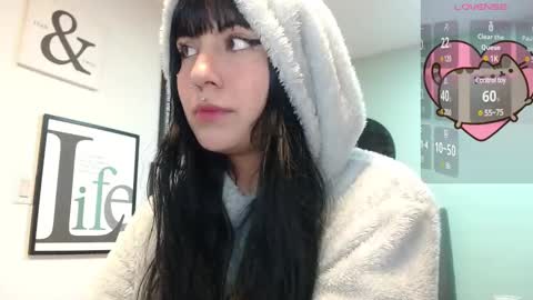 Snapshot of amy__adams1 chatting on 03/12/25, 05:24 Amy 3 online show from 03/12/25, 05:24