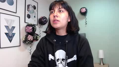 Snapshot of amy__adams1 chatting on 09/11/25, 04:34 Amy 3 online show from 09/11/25, 04:34