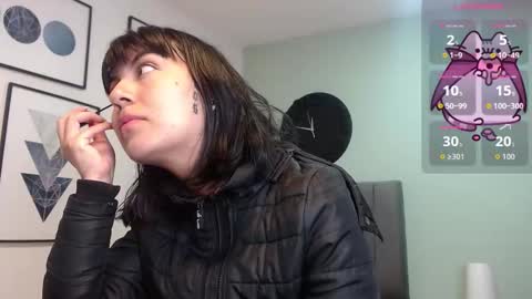 Snapshot of amy__adams1 chatting on 10/03/25, 04:42 Amy 3 online show from 10/03/25, 04:42